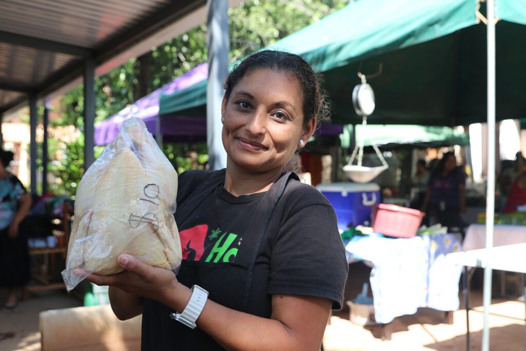 Emprendedora de Suchitoto, Diana María Hernández de Martínez