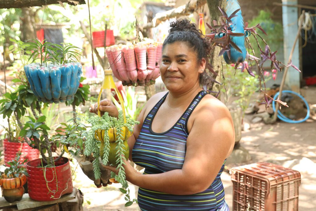 Emprendedora de Suchitoto, Marina del Carmen Cañas Hernández