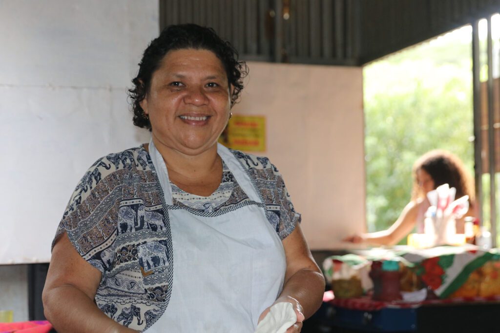 Emprendedora de Suchitoto, Marta Alicia Hernández